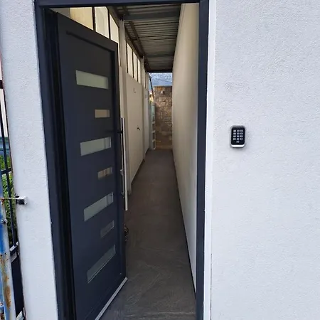 Villa Enjoy Lux In *