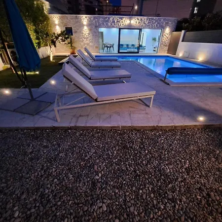 Enjoy Lux In Villa Split
