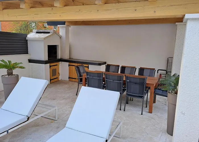 Villa Enjoy Lux In *