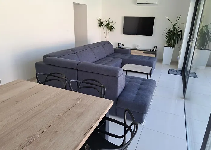 Enjoy Lux In Villa Split